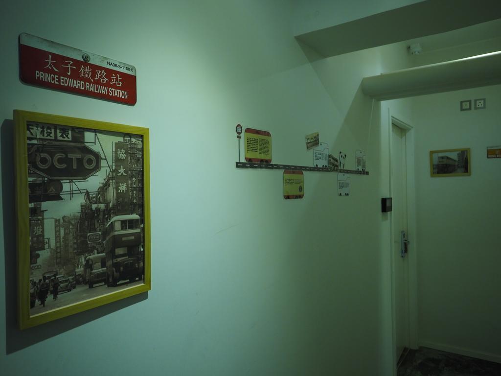 Panda'S Hostel - Hot Dog Bus Hong Kong Esterno foto